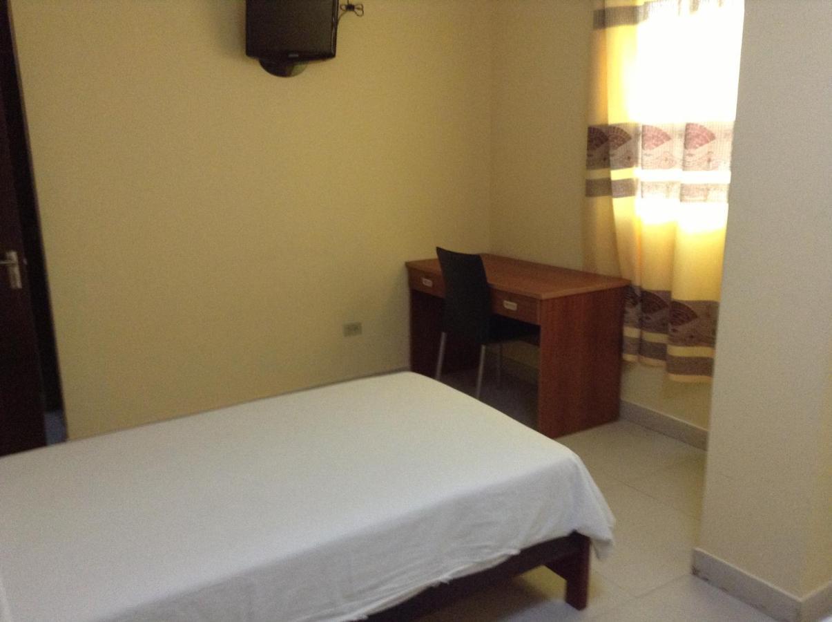 Hotel Cristina Бокас дел Торо Екстериор снимка